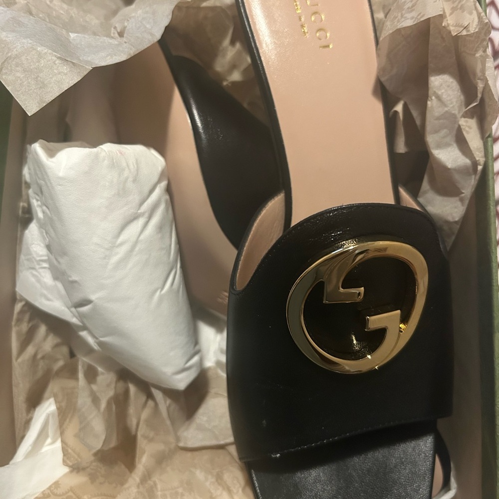 Gucci Black Leather Women's Shoes